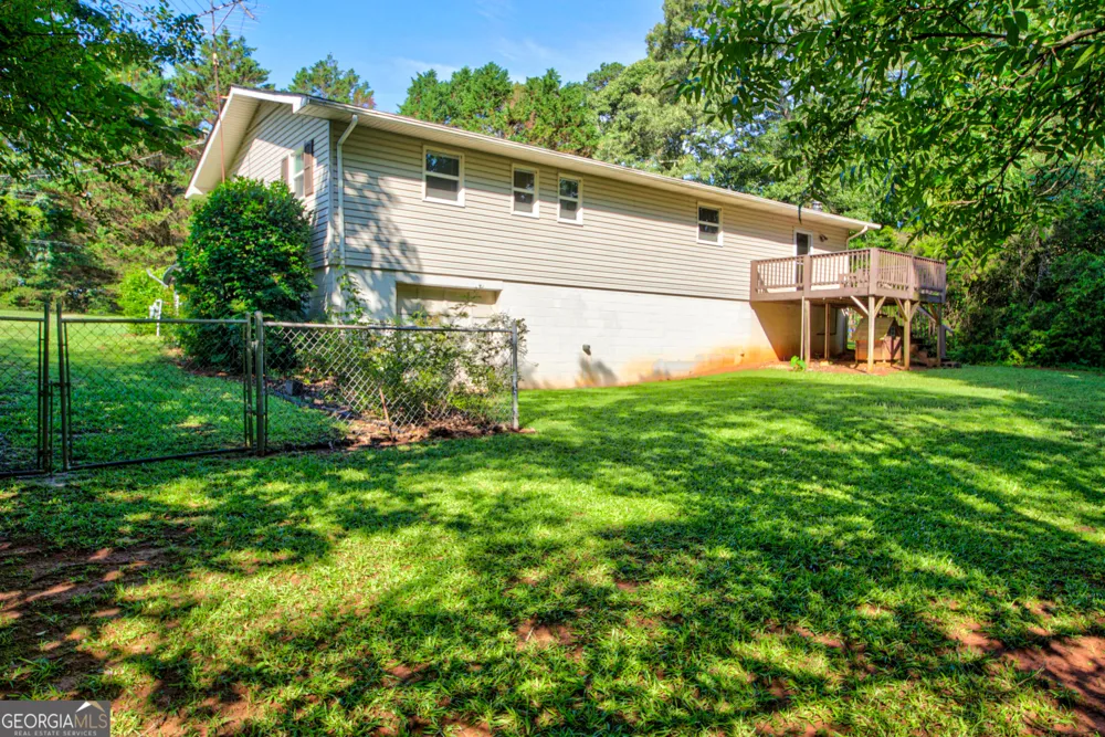 451 Defoor RD Toccoa, GA 30577