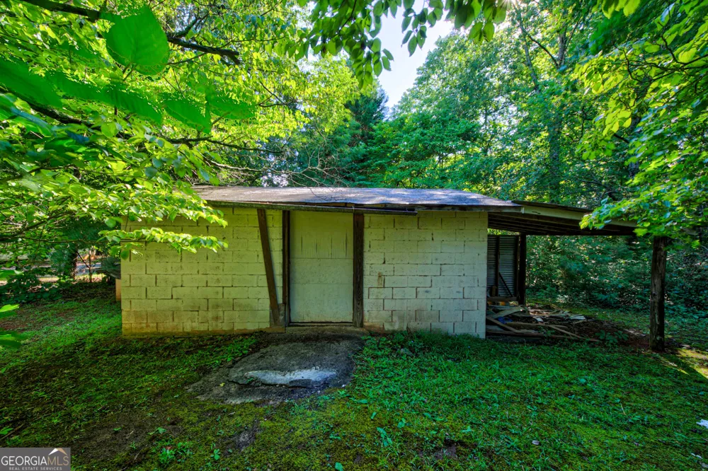 451 Defoor RD Toccoa, GA 30577
