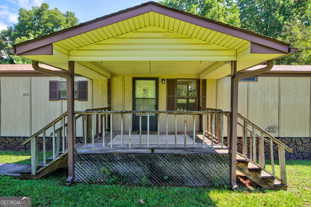 451 Defoor RD Toccoa, GA 30577