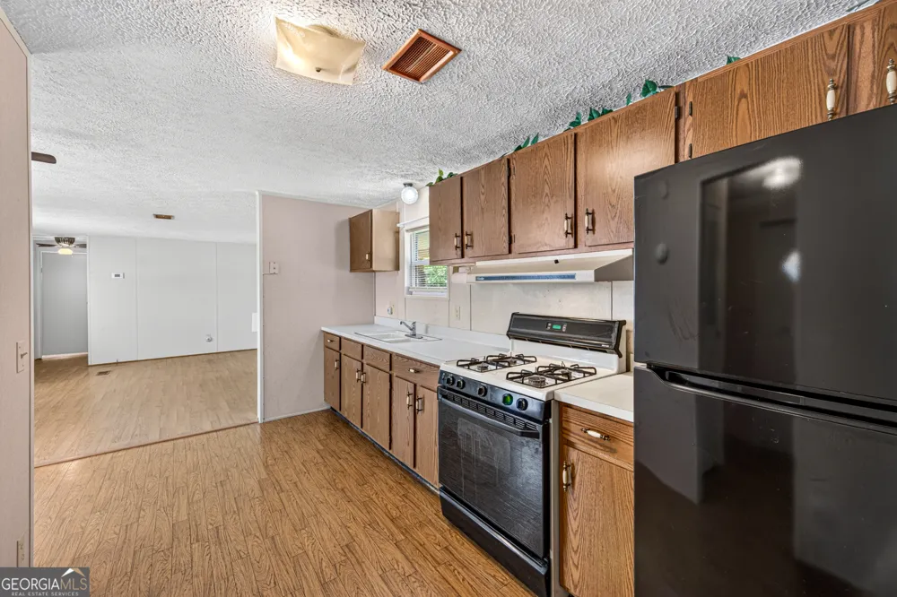 451 Defoor RD Toccoa, GA 30577