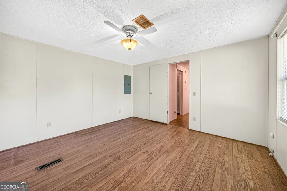 451 Defoor RD Toccoa, GA 30577