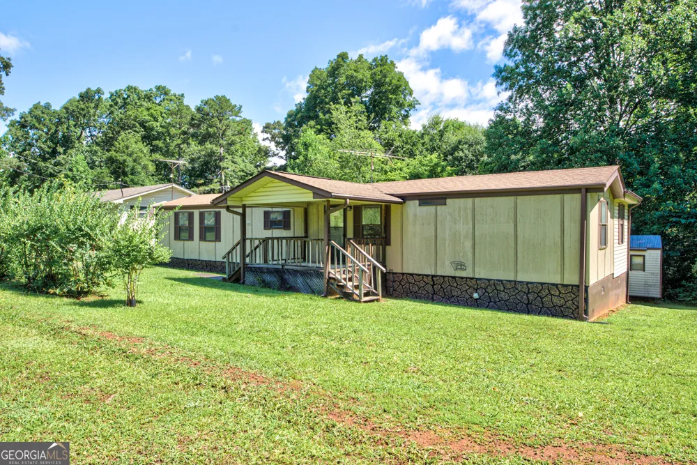 451 Defoor RD Toccoa, GA 30577