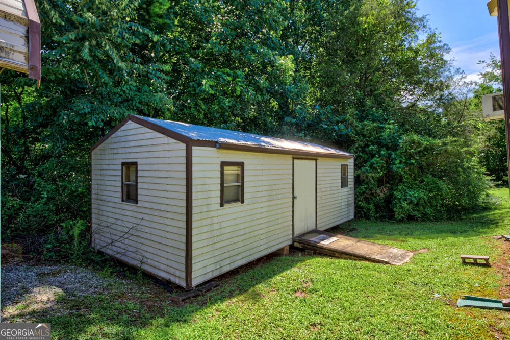 451 Defoor RD Toccoa, GA 30577