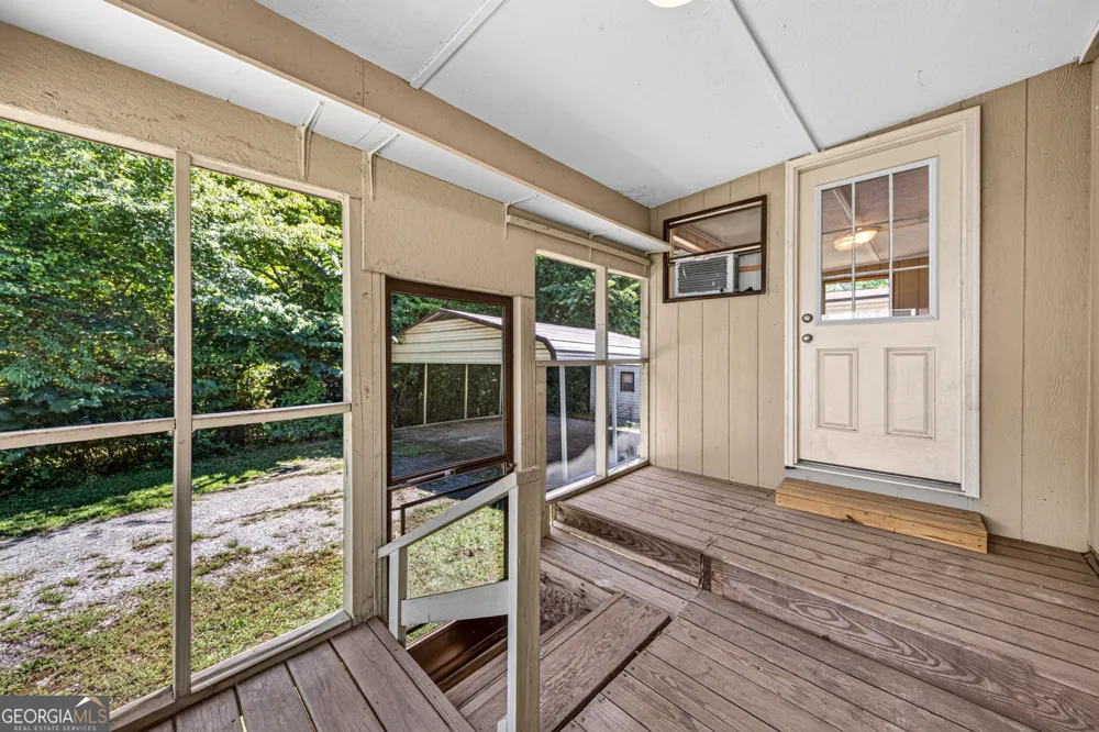 451 Defoor RD Toccoa, GA 30577