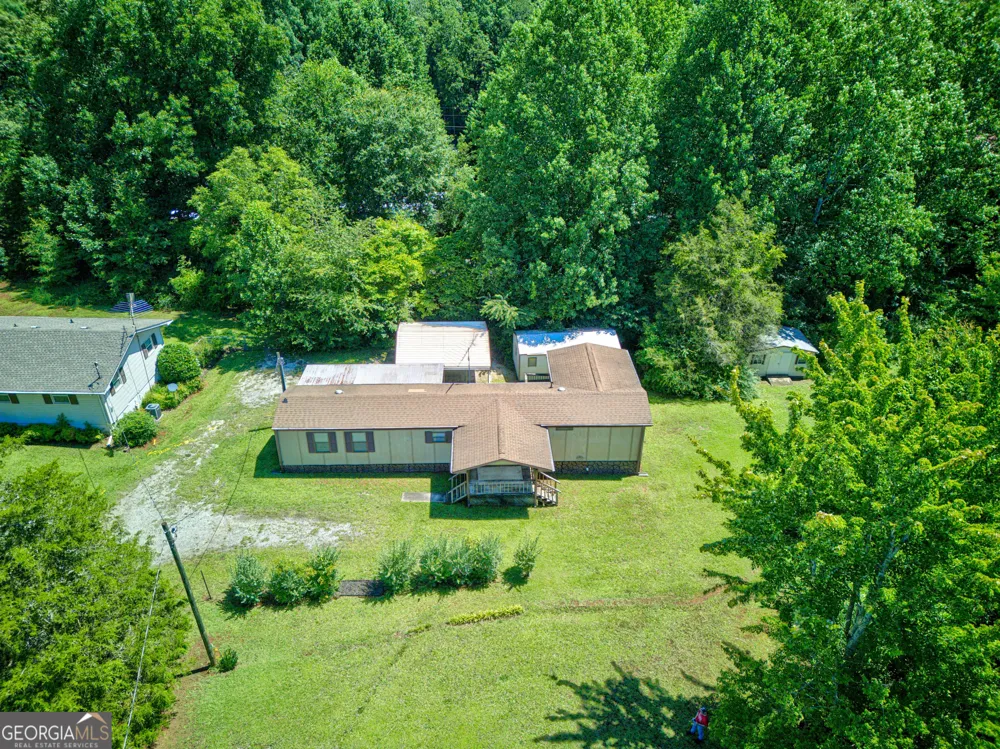451 Defoor RD Toccoa, GA 30577