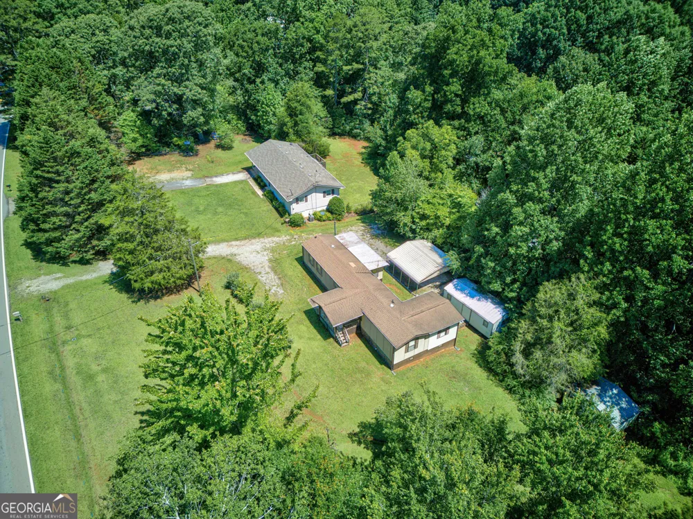 451 Defoor RD Toccoa, GA 30577