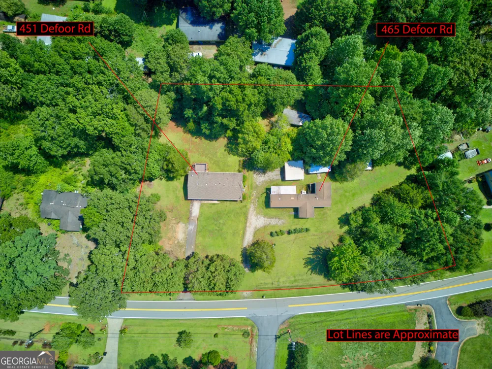 451 Defoor RD Toccoa, GA 30577