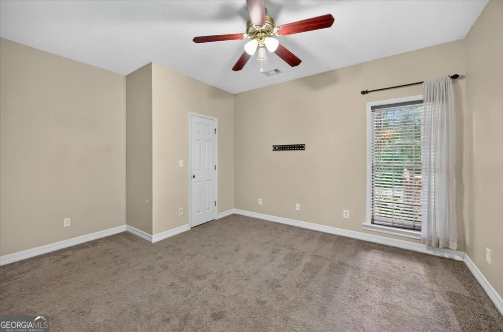 156 Henry DR Gray, GA 31032
