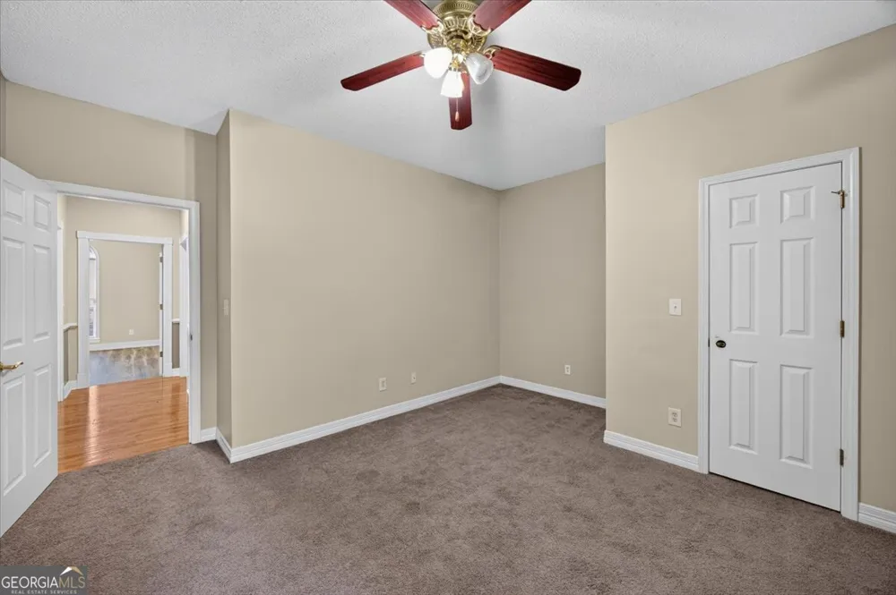 156 Henry DR Gray, GA 31032