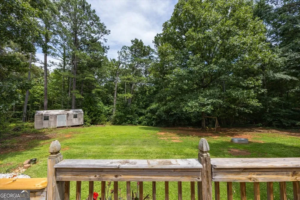 156 Henry DR Gray, GA 31032