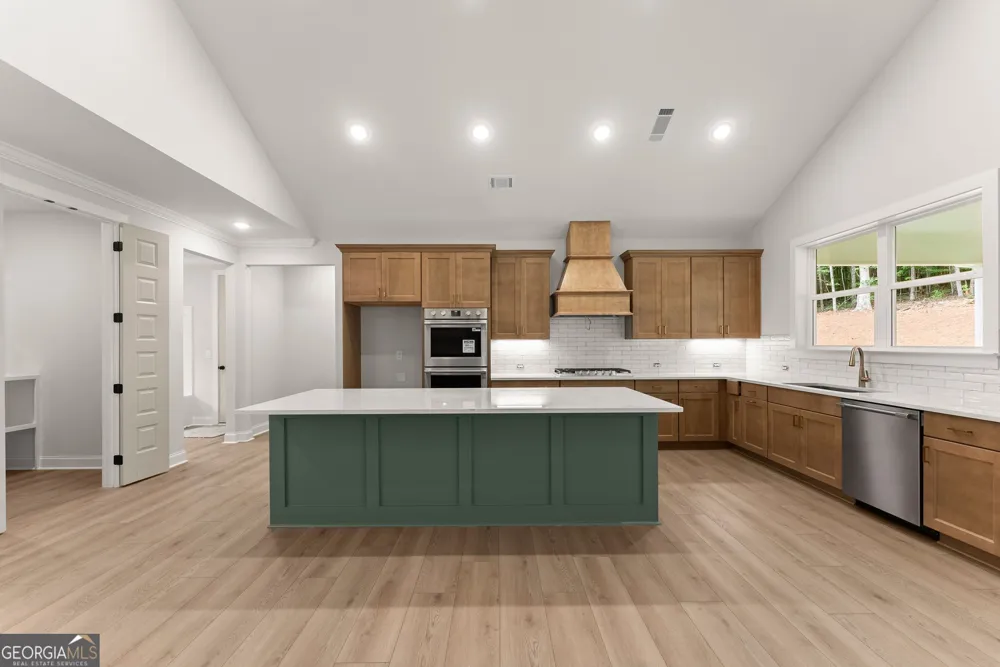 708 Plum LN Clarkesville, GA 30523