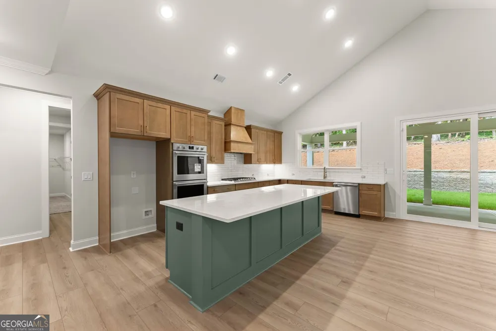708 Plum LN Clarkesville, GA 30523