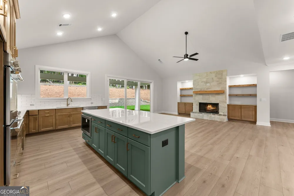708 Plum LN Clarkesville, GA 30523
