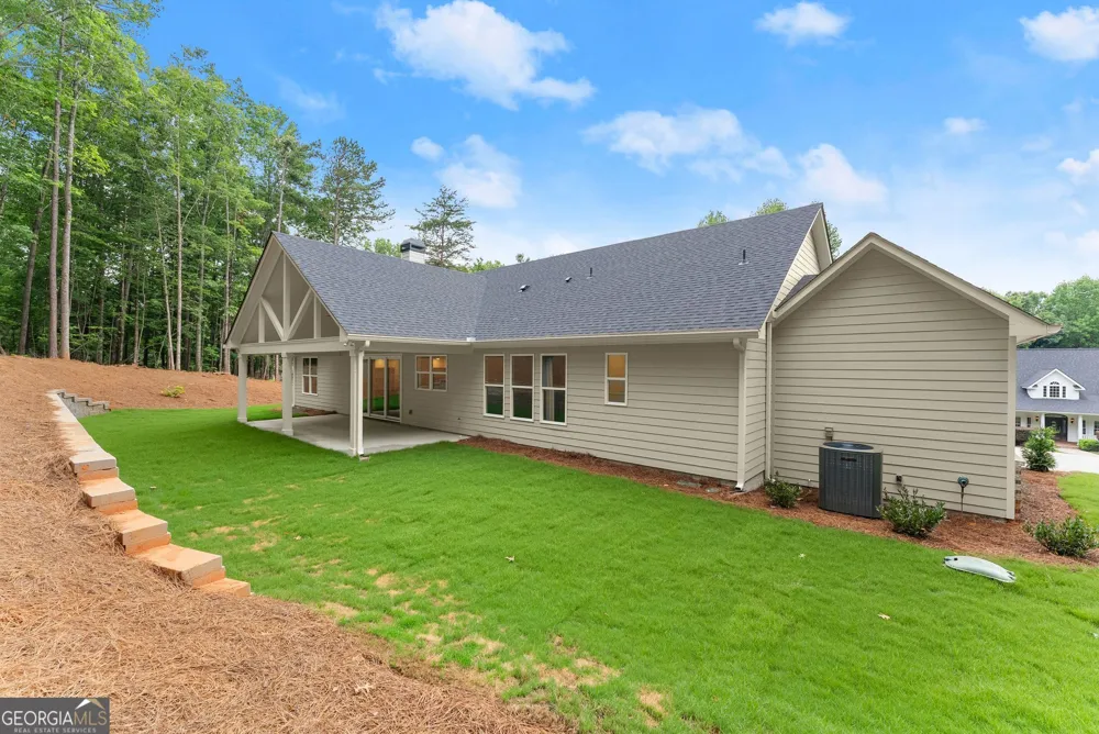 708 Plum LN Clarkesville, GA 30523