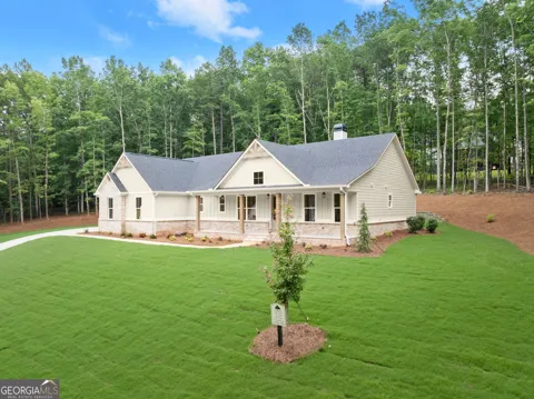 708 Plum LN