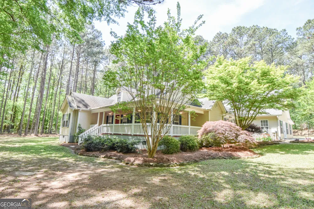75 Katies CT Meansville, GA 30256