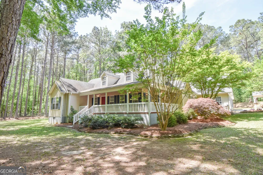 75 Katies CT Meansville, GA 30256