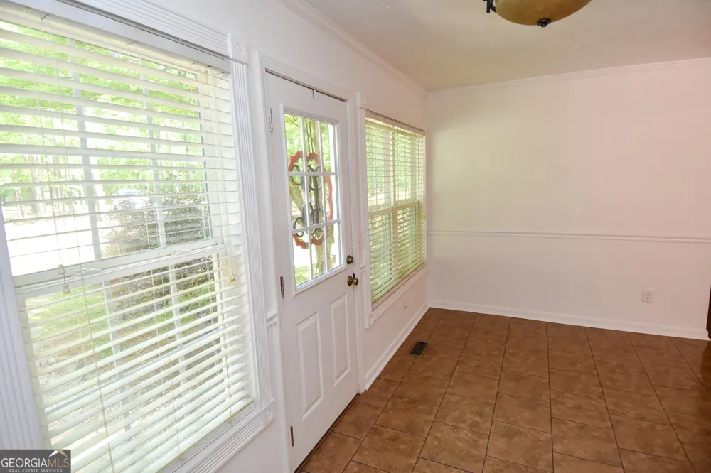 75 Katies CT Meansville, GA 30256