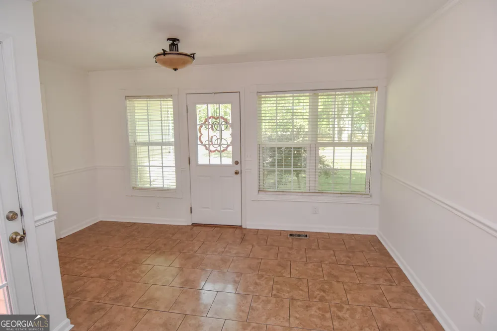 75 Katies CT Meansville, GA 30256