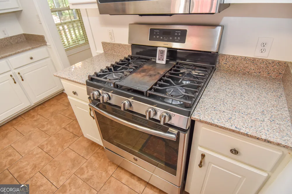 75 Katies CT Meansville, GA 30256