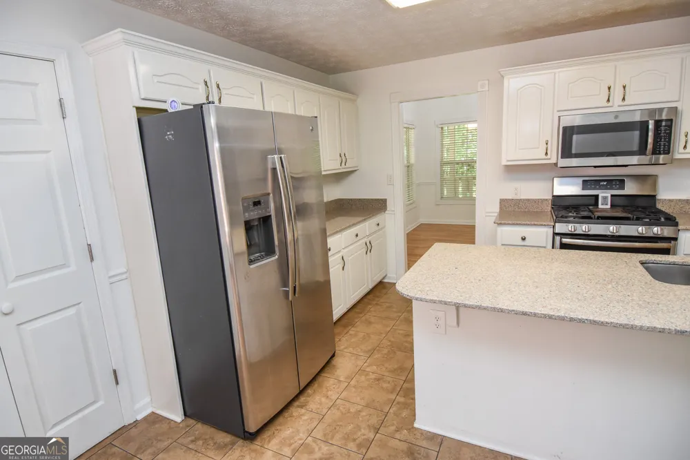 75 Katies CT Meansville, GA 30256