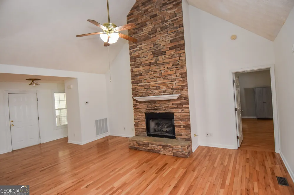 75 Katies CT Meansville, GA 30256