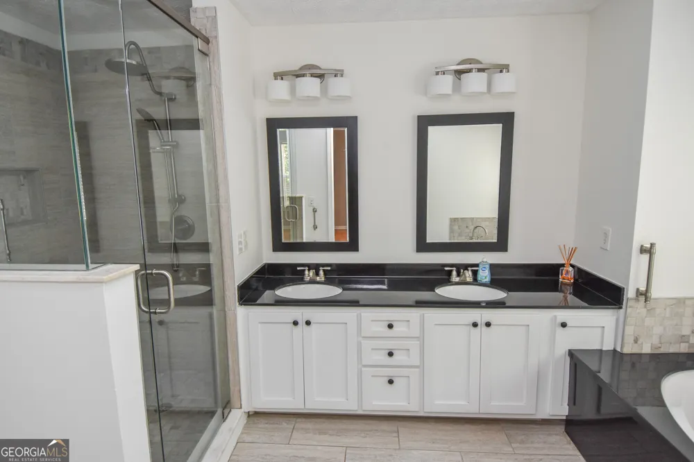 75 Katies CT Meansville, GA 30256
