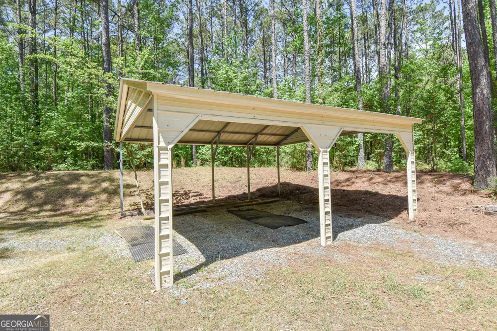 75 Katies CT Meansville, GA 30256