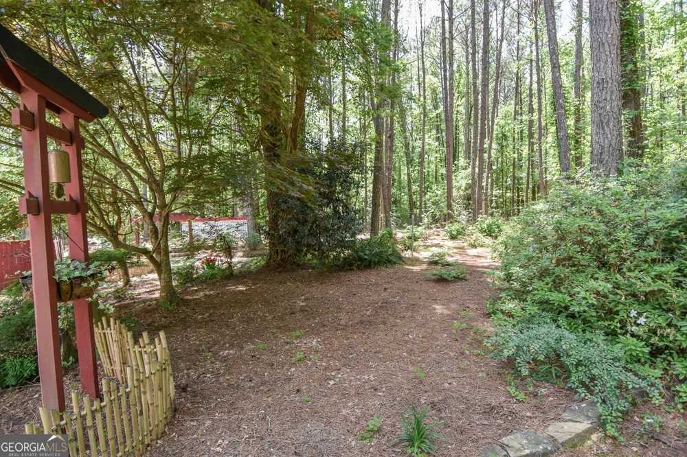 75 Katies CT Meansville, GA 30256