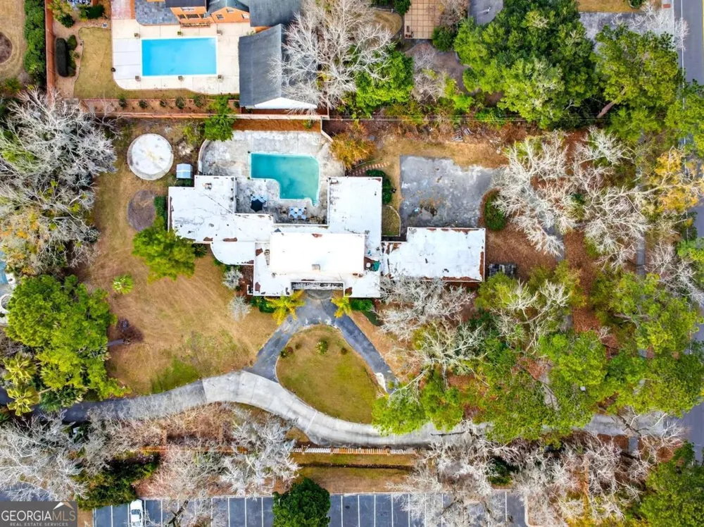 102 Stuart ST Savannah, GA 31405