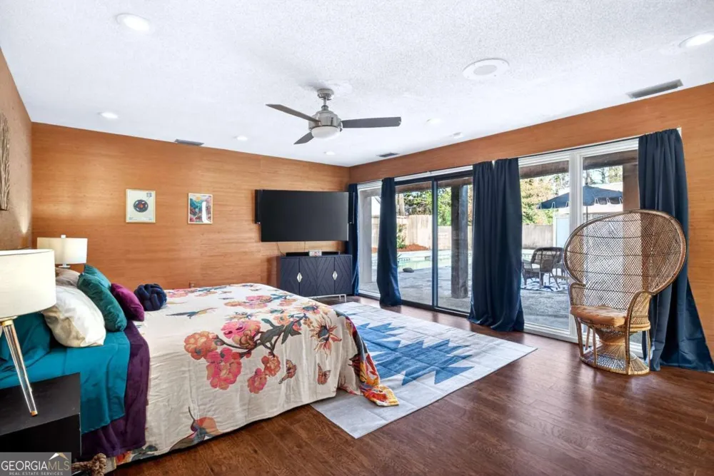 102 Stuart ST Savannah, GA 31405