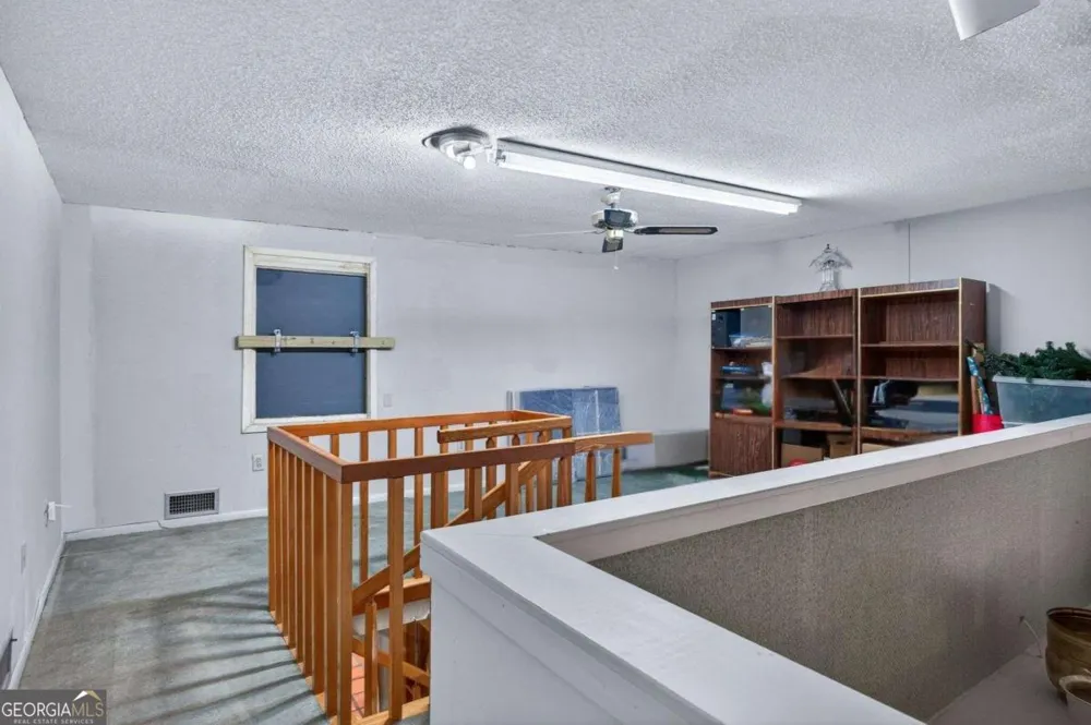 102 Stuart ST Savannah, GA 31405