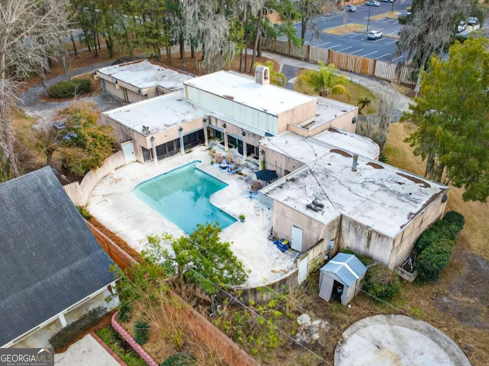 102 Stuart ST Savannah, GA 31405