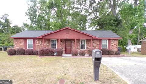 2419 Friar LN