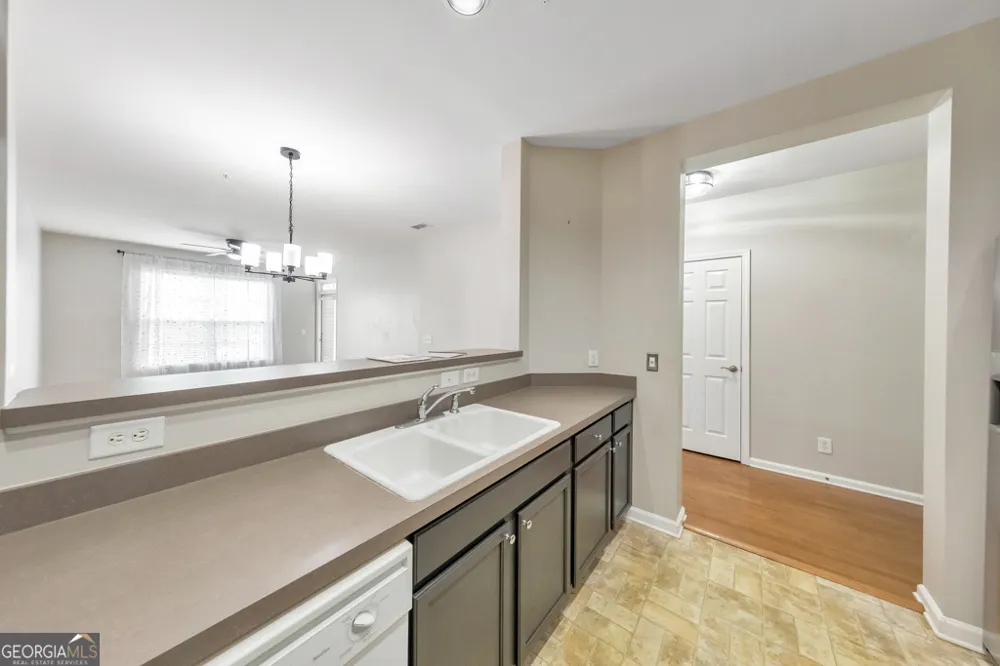 1965 Nocturne DR Alpharetta, GA 30009