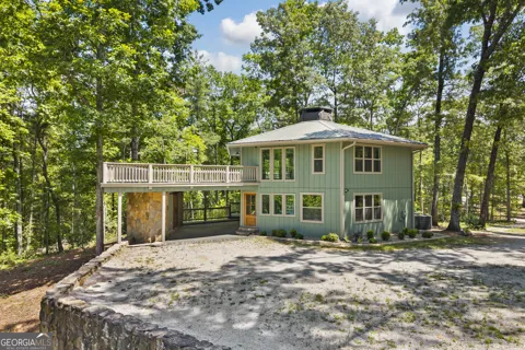 484 Mountain Stream LN