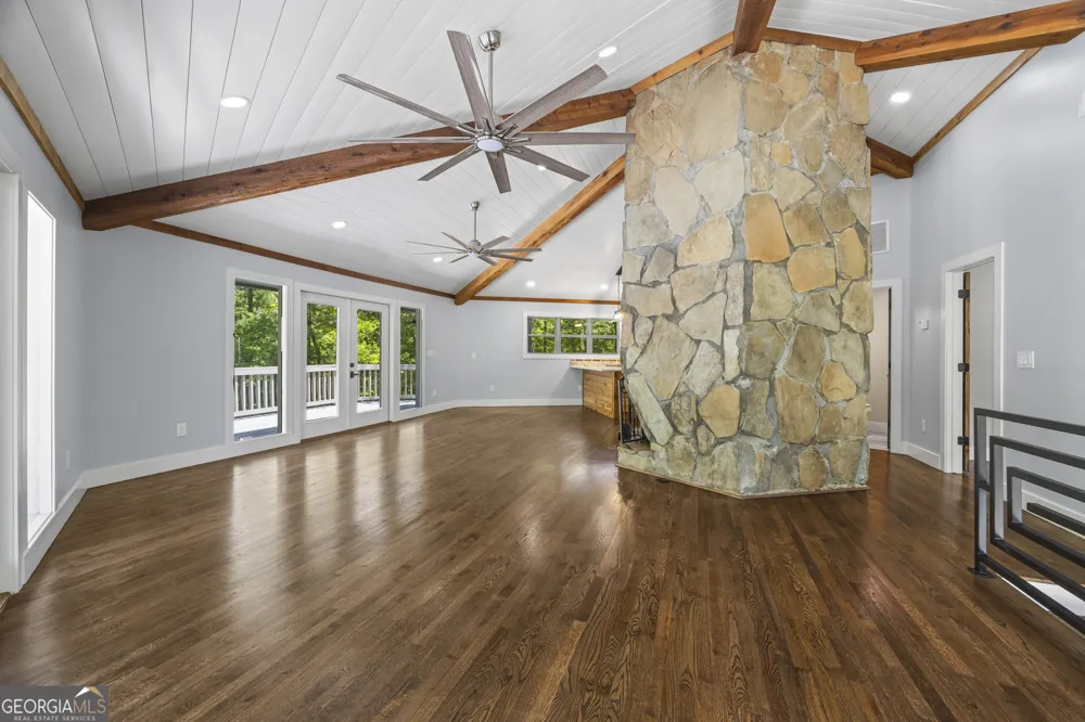 484 Mountain Stream LN Lakemont, GA 30552