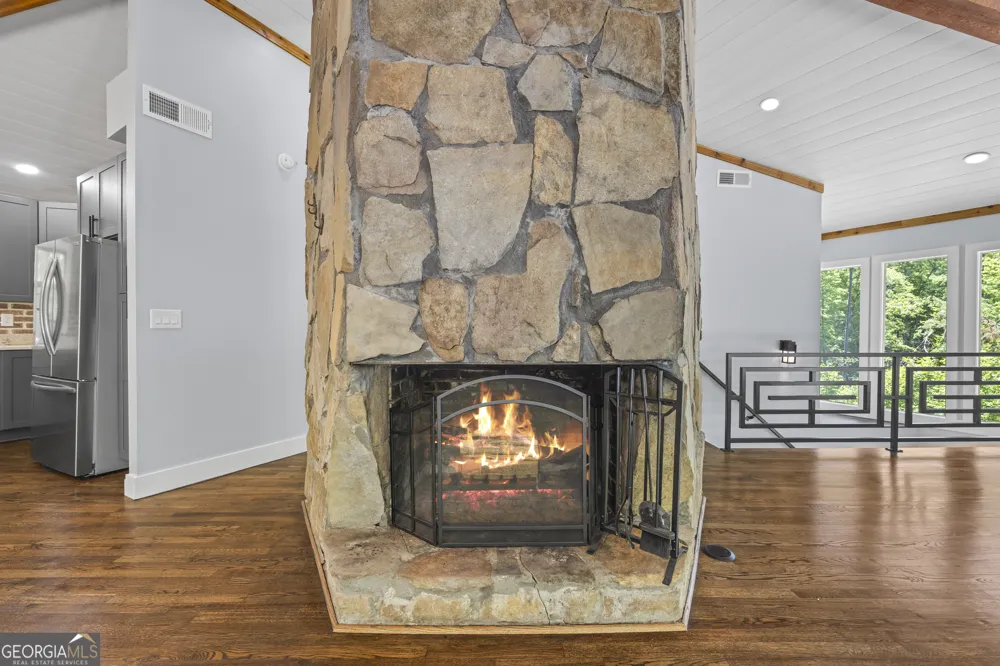 484 Mountain Stream LN Lakemont, GA 30552