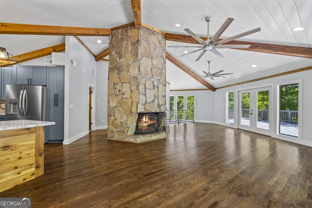 484 Mountain Stream LN Lakemont, GA 30552
