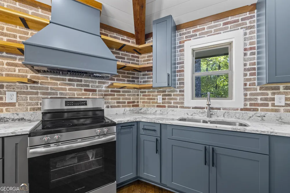 484 Mountain Stream LN Lakemont, GA 30552