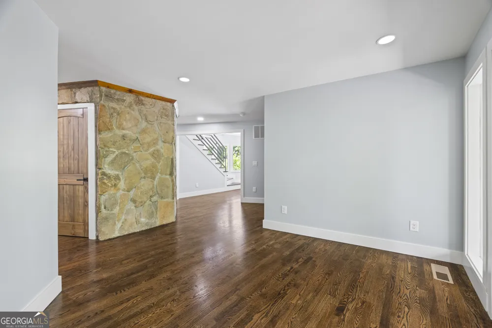 484 Mountain Stream LN Lakemont, GA 30552
