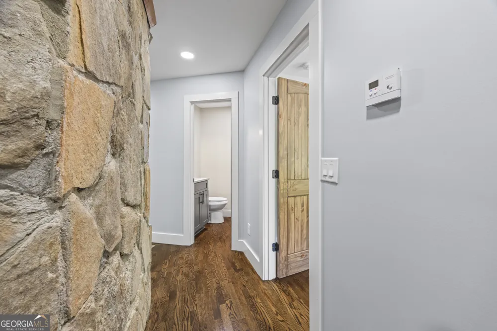484 Mountain Stream LN Lakemont, GA 30552