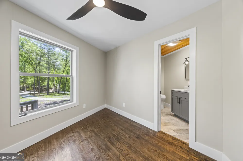 484 Mountain Stream LN Lakemont, GA 30552