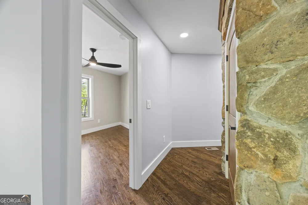 484 Mountain Stream LN Lakemont, GA 30552