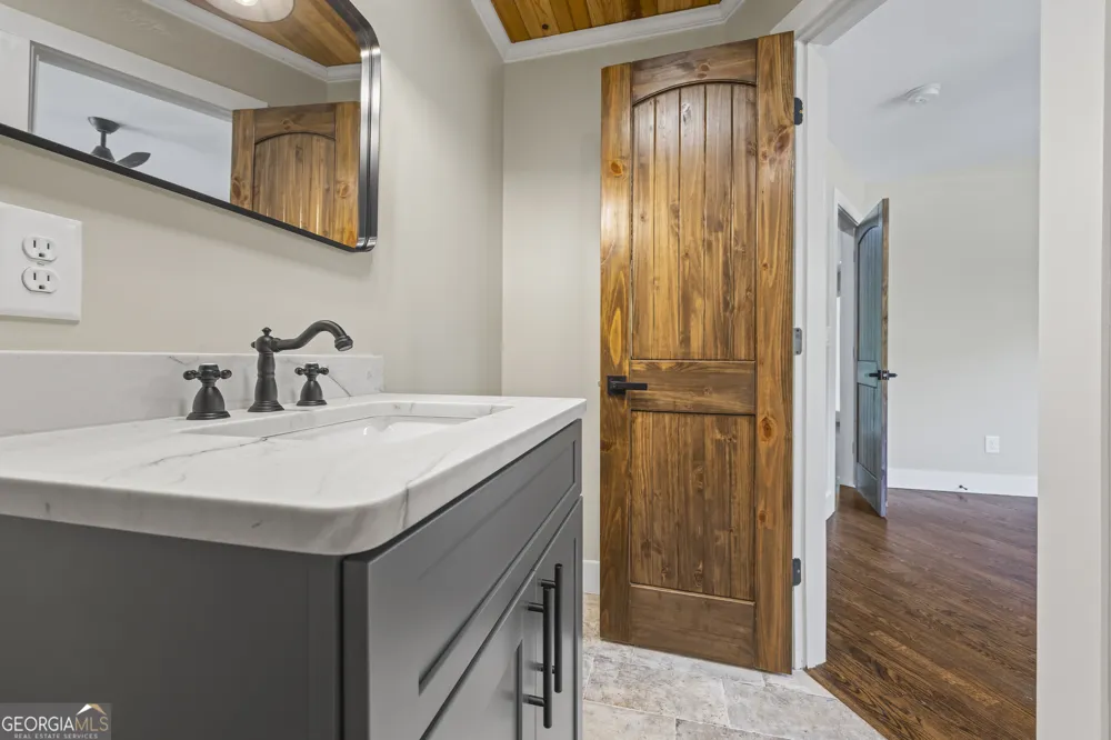 484 Mountain Stream LN Lakemont, GA 30552