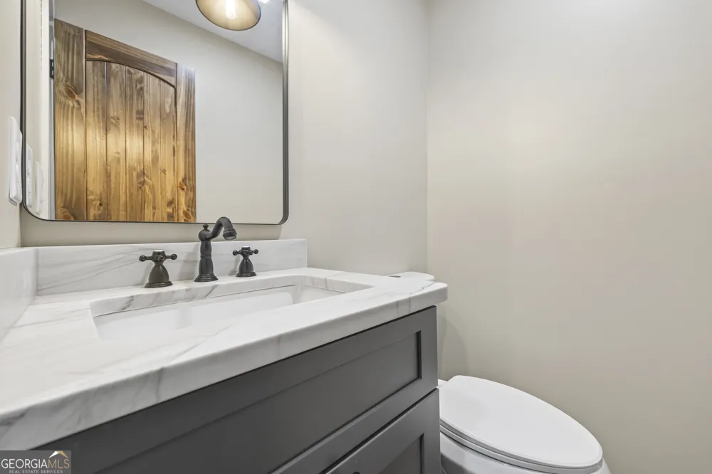 484 Mountain Stream LN Lakemont, GA 30552
