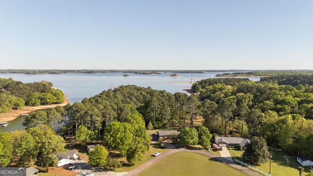 110 Mystic Cove LN Townville, SC 29689