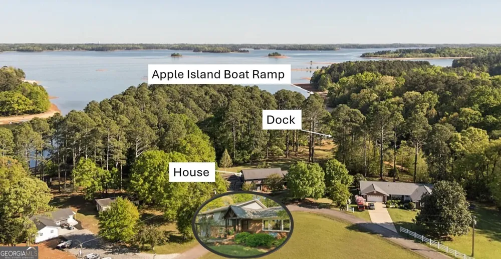 110 Mystic Cove LN Townville, SC 29689