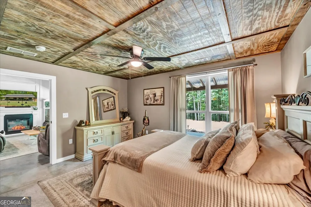 627 Johnstonville RD Barnesville, GA 30204