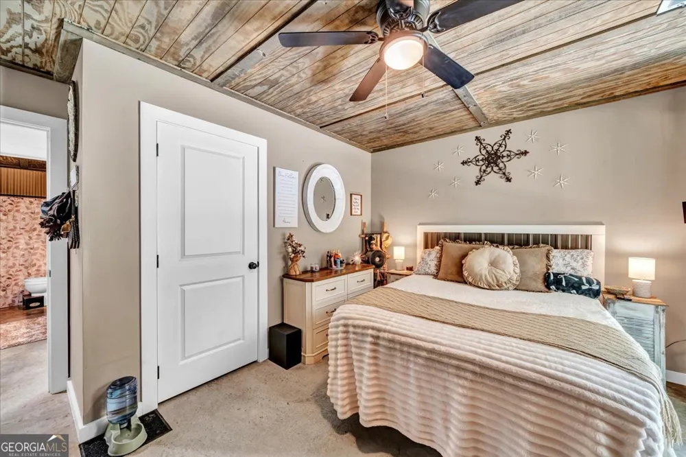 627 Johnstonville RD Barnesville, GA 30204